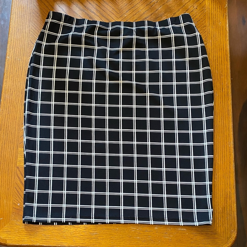 Plus Size Pencil Skirt.